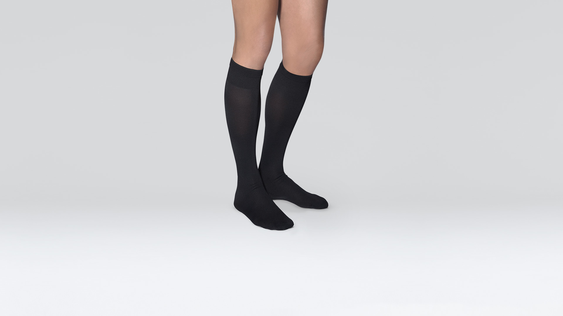 Dyna Comprezon Classic Varicose Vein Stockings - Class 2AD Below Knee (L)